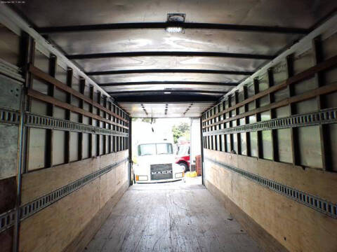 2015 Freightliner M2 106