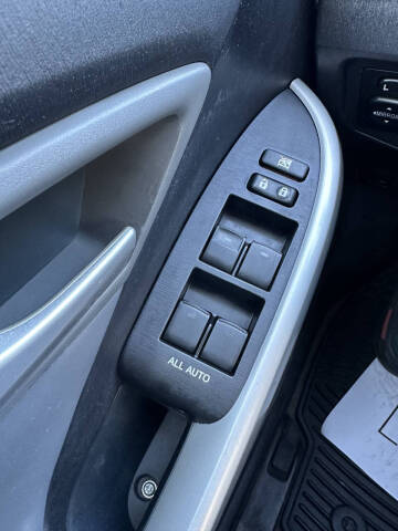 2013 Toyota Prius Four