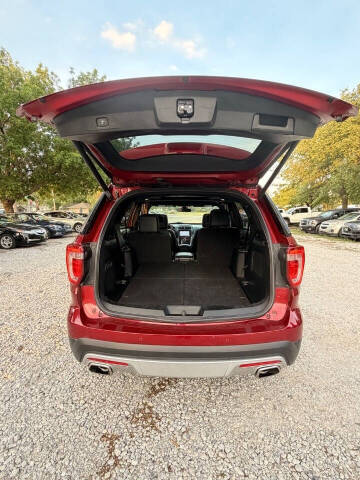 2017 Ford Explorer Platinum