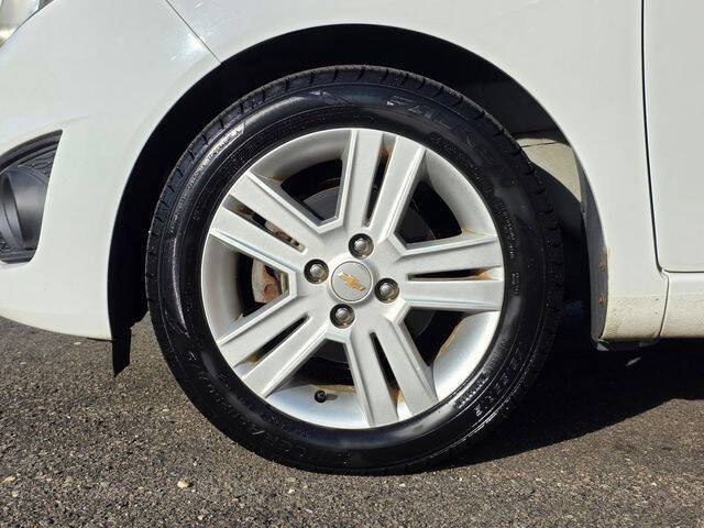 2013 Chevrolet Spark 1LT Auto