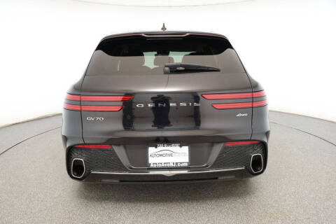 2024 Genesis GV70 2.5T Standard