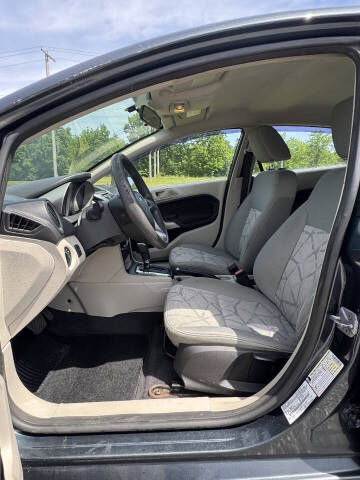 2011 Ford Fiesta SE