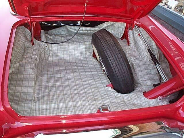 1957 Ford Thunderbird