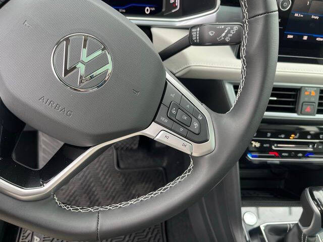 2026 Volkswagen Taos SEL 4Motion