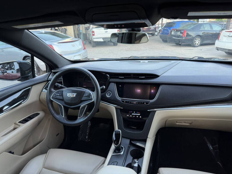 2017 Cadillac XT5