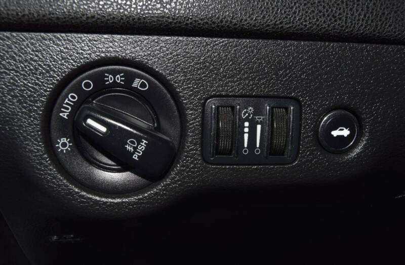 2013 Chrysler 300 SRT8