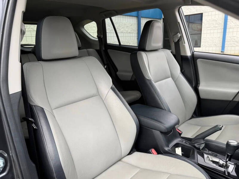 2016 Toyota RAV4 Hybrid Limited