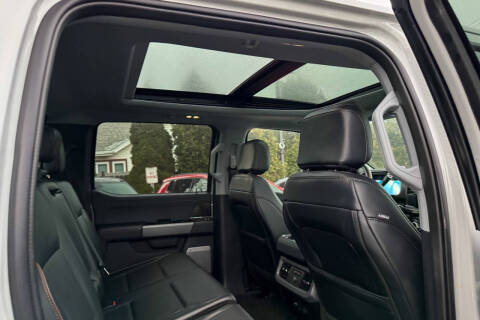 2025 Ford F-450 Super Duty Lariat