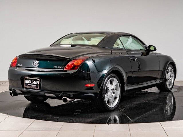2004 Lexus SC 430