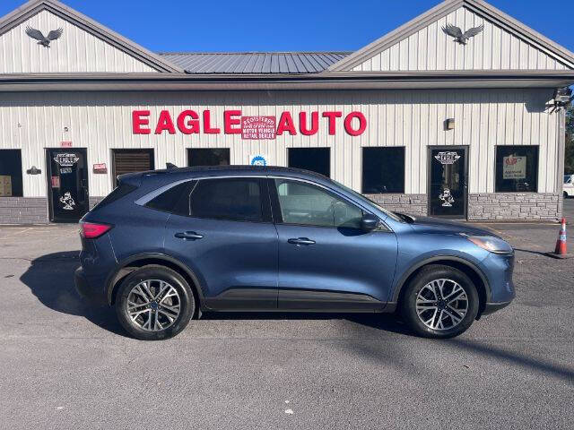 2020 Ford Escape SEL's photo