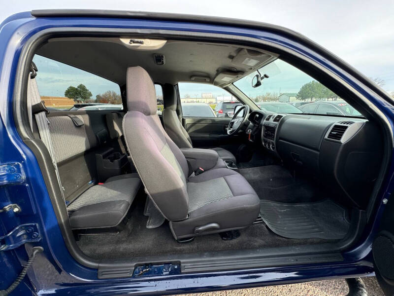 2011 Chevrolet Colorado 1LT photo 6