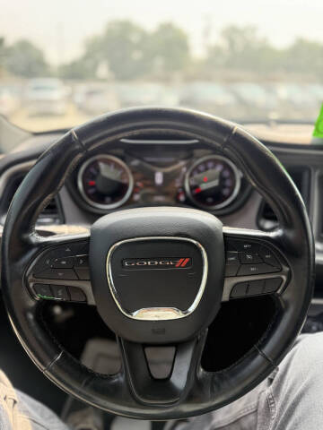 2019 Dodge Challenger SXT