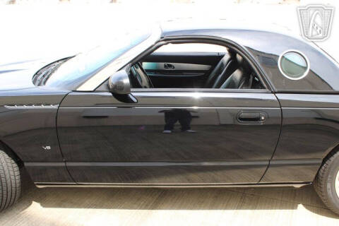 2004 Ford Thunderbird Deluxe