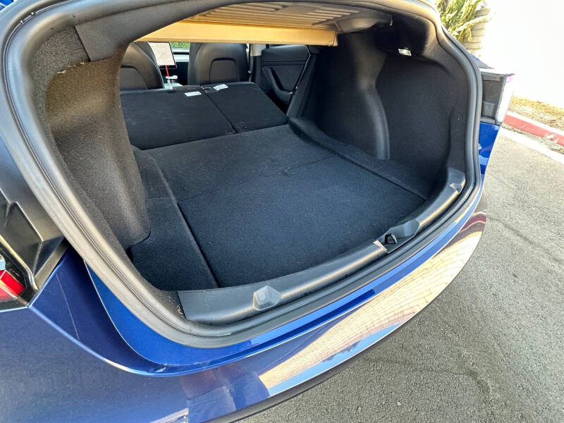 2021 Tesla Model 3 Base photo 40