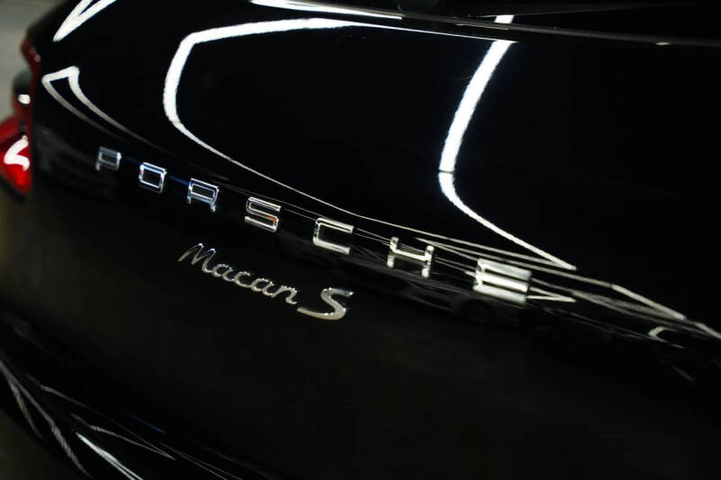 2018 Porsche Macan S