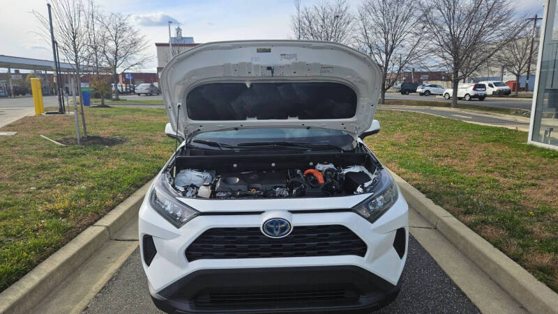 2021 Toyota RAV4 Hybrid LE