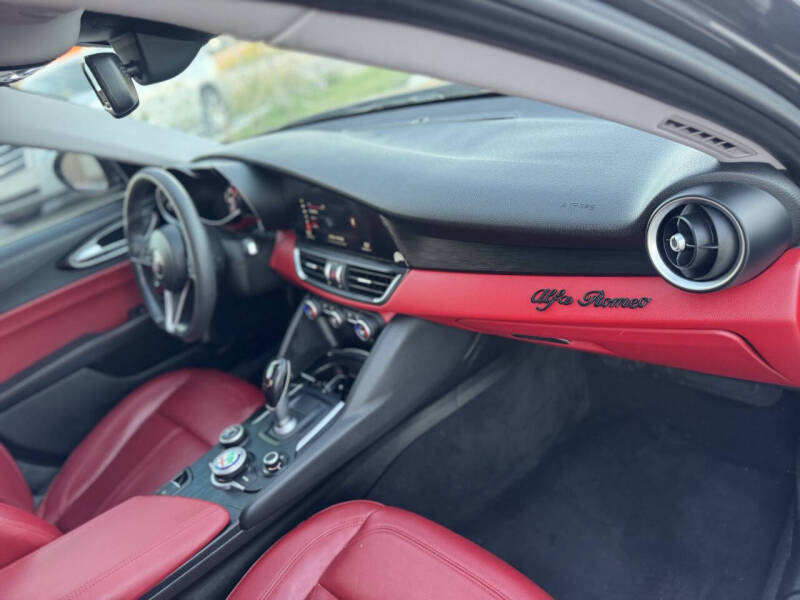 2017 Alfa Romeo Giulia