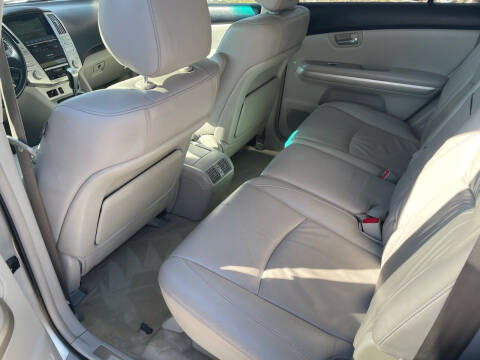 2006 Lexus RX 400h for sale at Trocci's Auto Sales in West Pittsburg PA