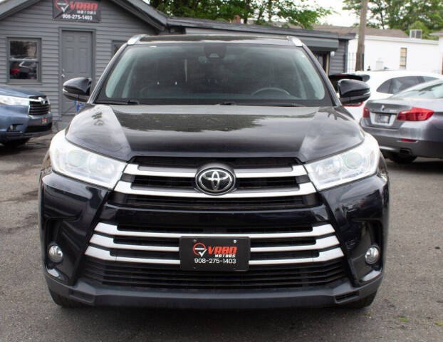 2017 Toyota Highlander for sale at Vrbo Motors in Linden, NJ