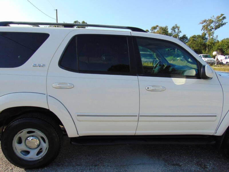 2005 Toyota Sequoia SR5