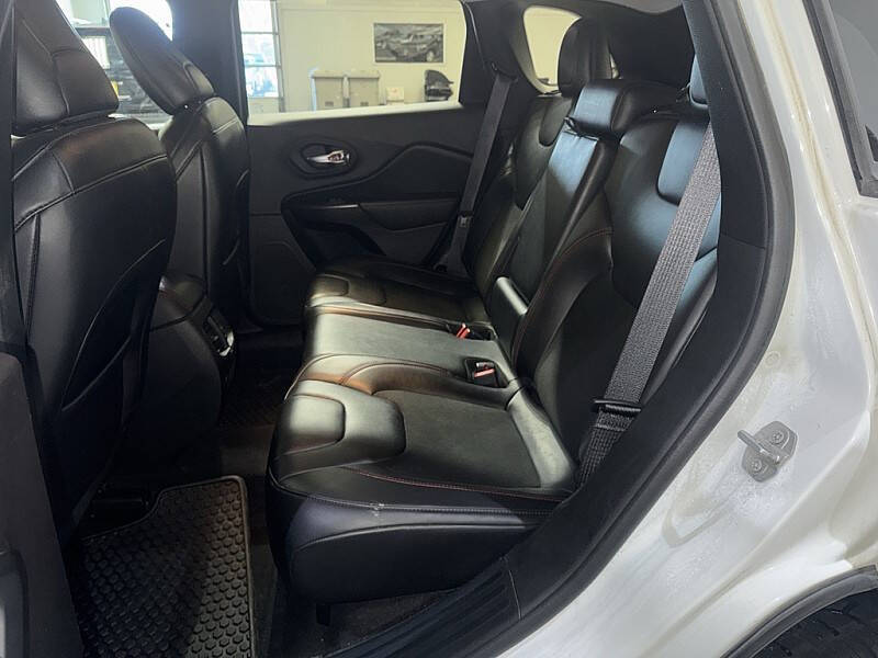 2020 Jeep Cherokee