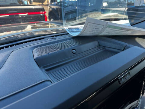 2025 Ford F-350 Super Duty Lariat