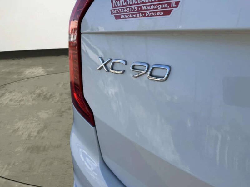 2019 Volvo XC90 T6 Momentum