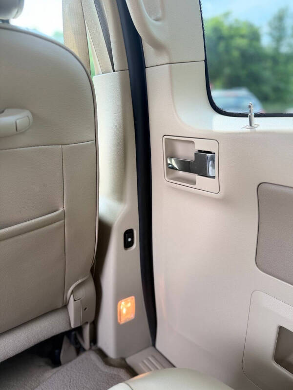2005 Mercury Monterey Luxury