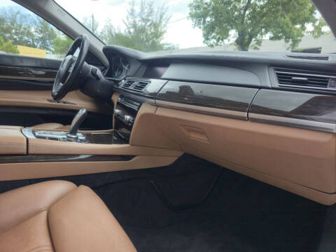 2012 BMW 7 Series 740Li