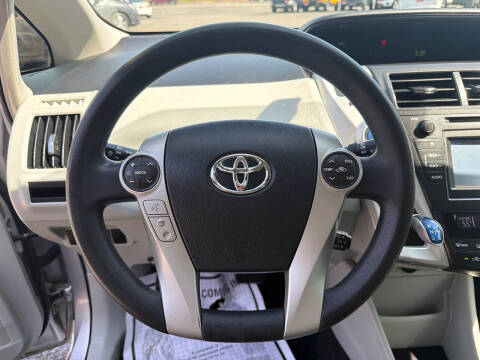 2014 Toyota Prius v Three