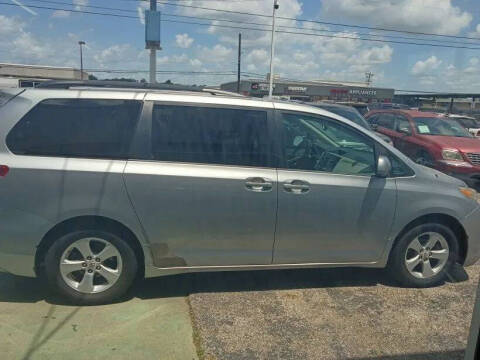 2011 Toyota Sienna