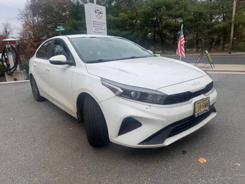 2023 Kia Forte LXS's photo
