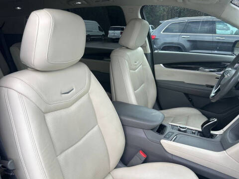 2020 Cadillac XT6 Premium Luxury