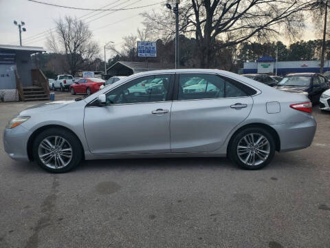2015 Toyota Camry SE