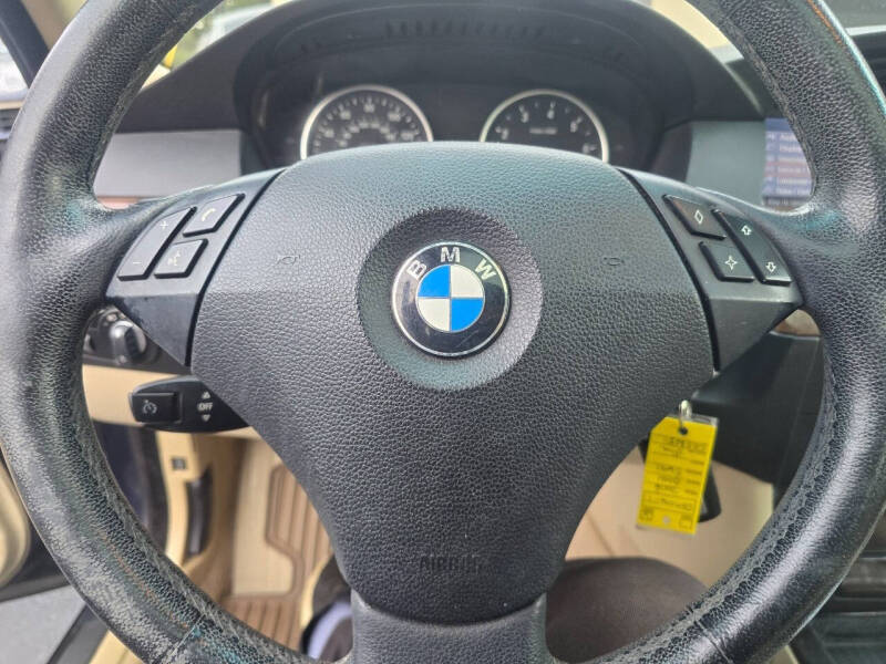 2008 BMW 5 Series 528xi