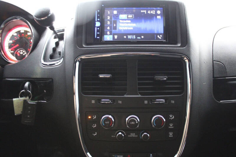 2016 Dodge Grand Caravan SE