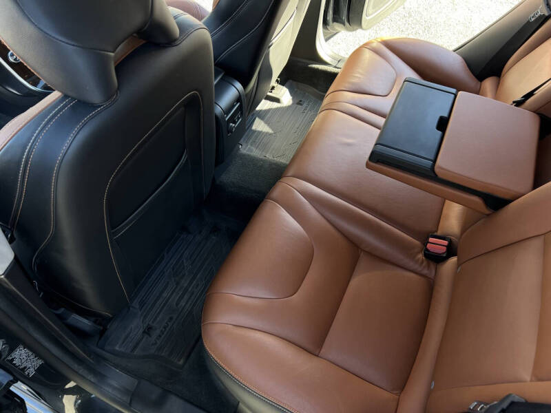 2015 Volvo V60 Cross Country T5 Platinum