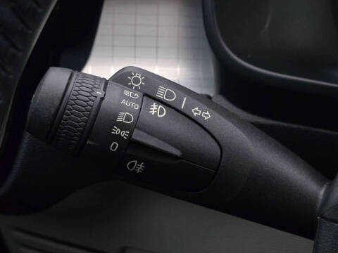 2021 Volvo XC40 T5 Momentum