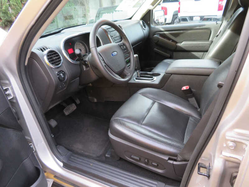 2006 Ford Explorer Limited