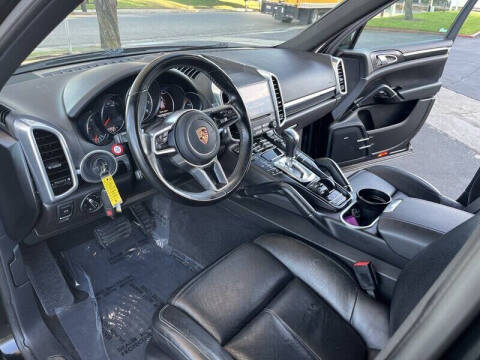 2017 Porsche Cayenne