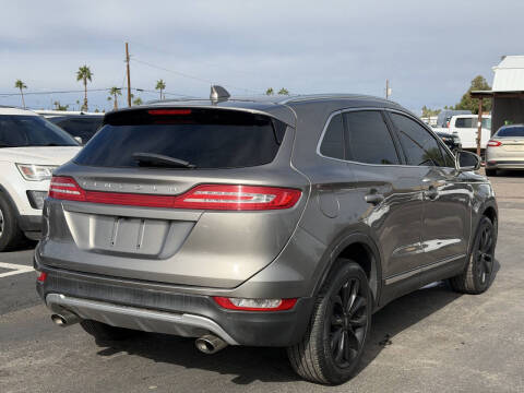 2017 Lincoln MKC Select