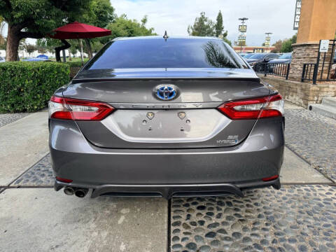 2019 Toyota Camry Hybrid