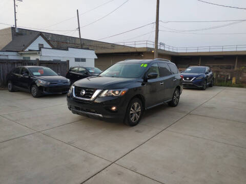 2018 Nissan Pathfinder SV