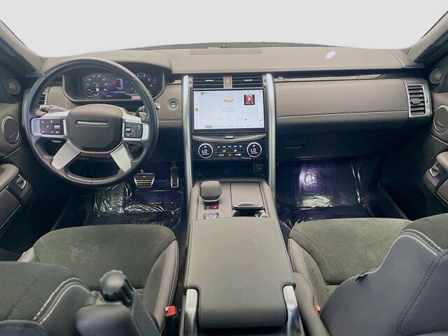 2023 Land Rover Discovery P300 S R-Dynamic