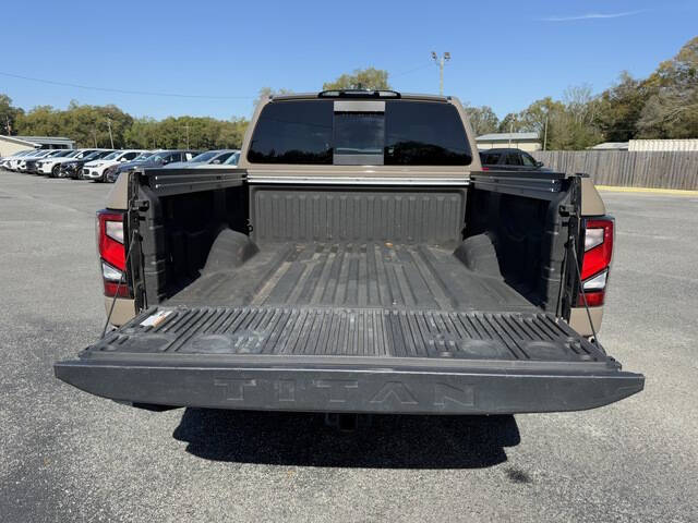 2024 Nissan Titan