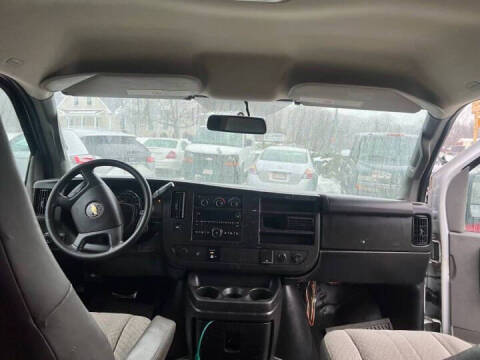 2017 Chevrolet Express 3500