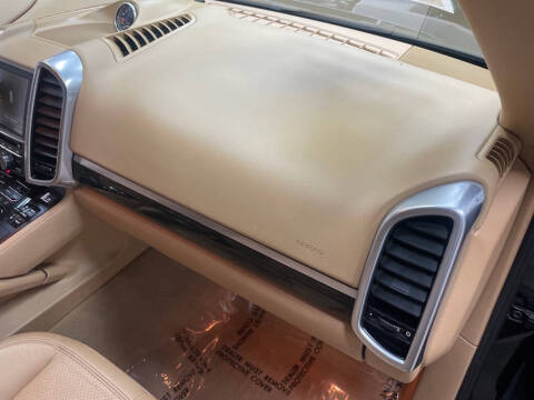 2012 Porsche Cayenne Tiptronic