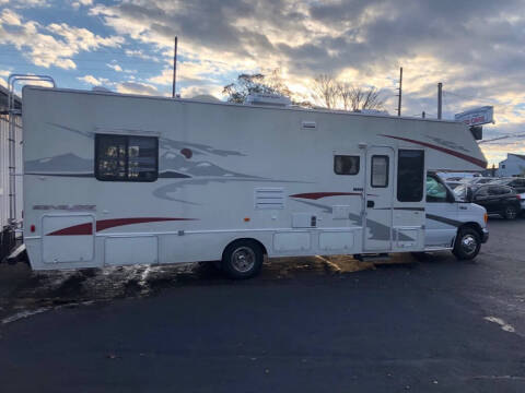 2005 Ford E-Series E-450 SD