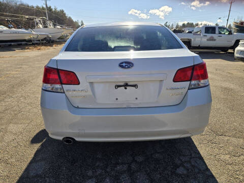 2011 Subaru Legacy 2.5i Premium