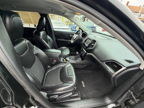 2019 Jeep Cherokee Latitude Plus